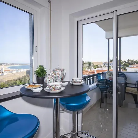 B17 - The Stunning Seaview Daire