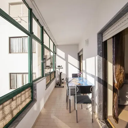 B17 - The Stunning Seaview