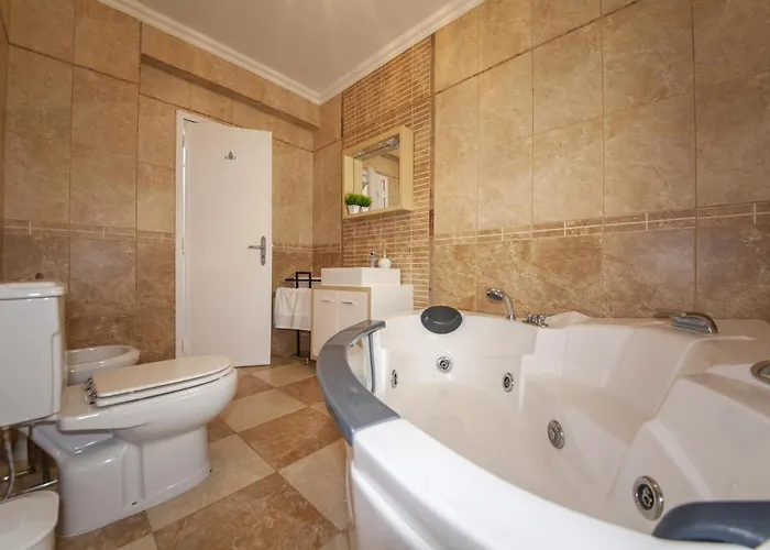 B17 - The Stunning Seaview Appartement *